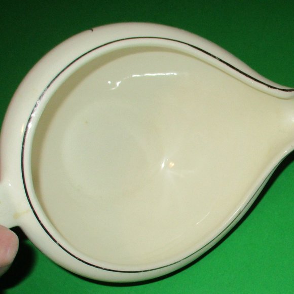 Serenade Dinnerware Gravy Boat Made in USA Eggshell Porcelain Tableware Holiday - Picture 11 of 11